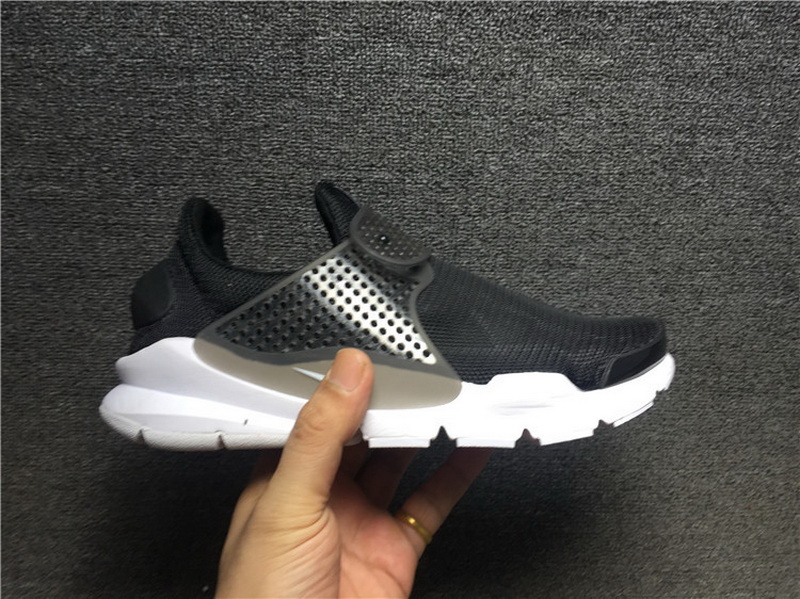 Super Max Perfect Nike Sock Dart  Shoes (98%Authentic)--001